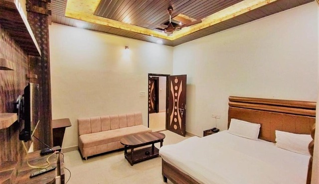 Hotel GK Jain