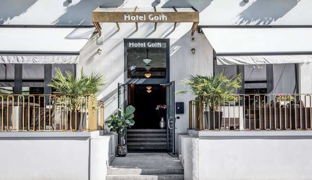 Hotel Golfi