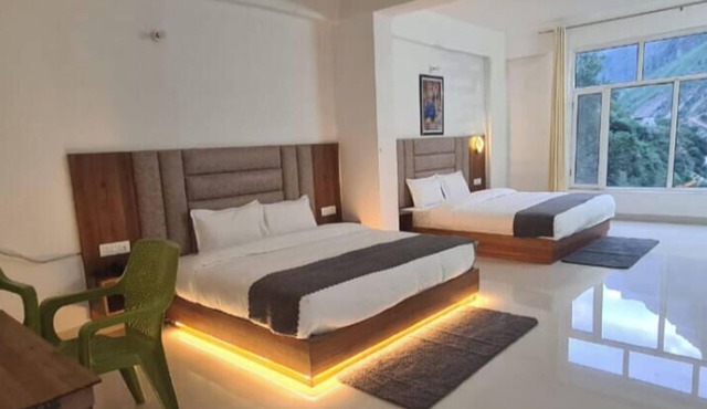 Hotel Gurudeva