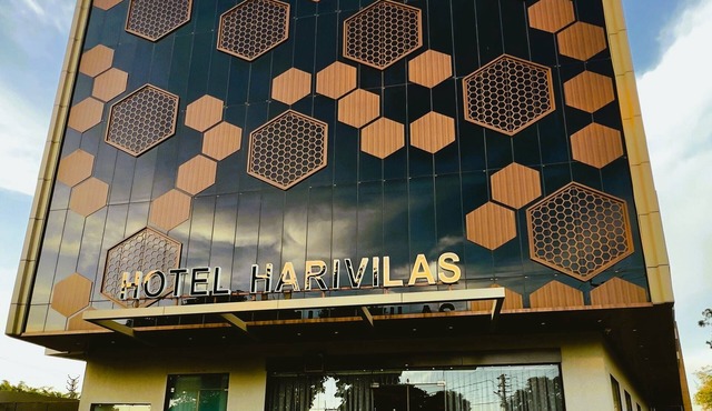 HOTEL HARIVILAS
