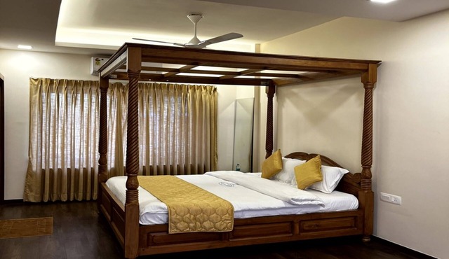 Hotel Heritage Residency