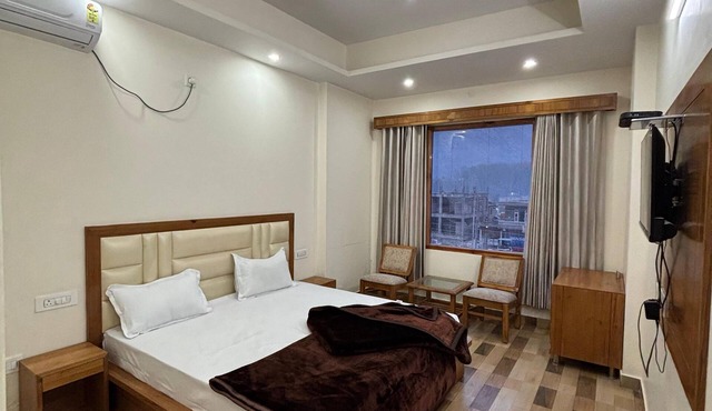 Hotel Himalayan Park