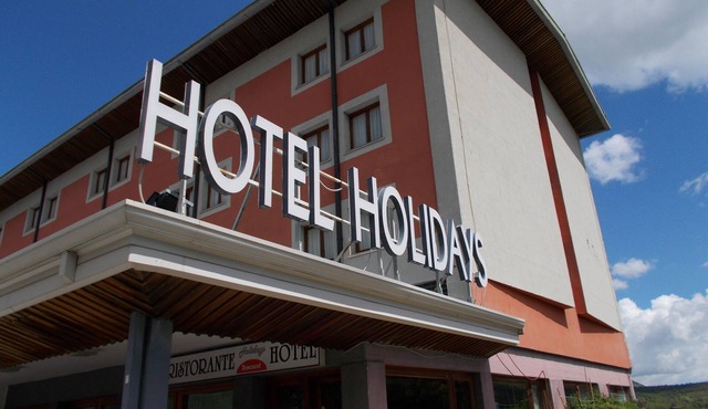 Hotel Holidays