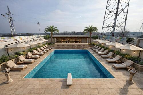 Hotel Imperium & Pool