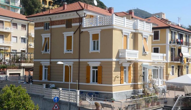 Hotel Ines
