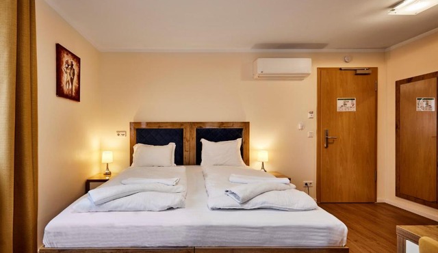 Hotel Isha