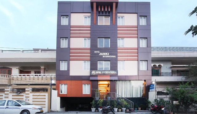Hotel Janki