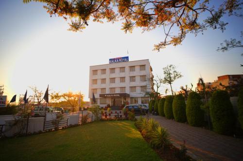 Hotel Kalka Royal