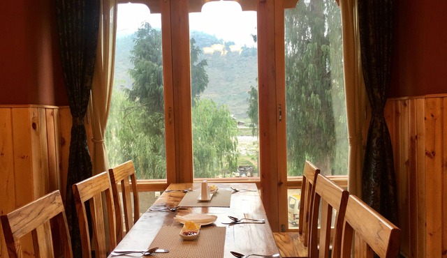 Hotel Khamsum