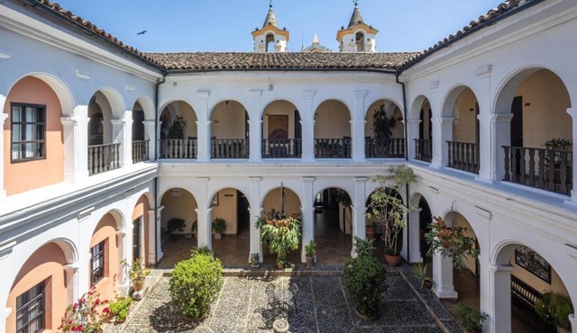 Hotel La Plazuela