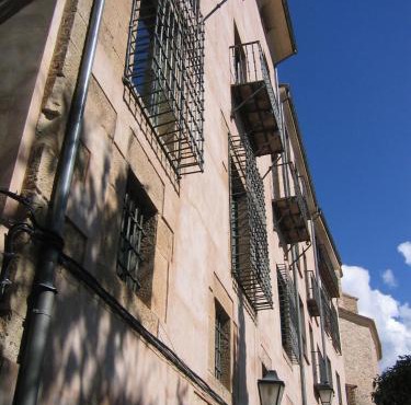 Hotel Leonor de Aquitania