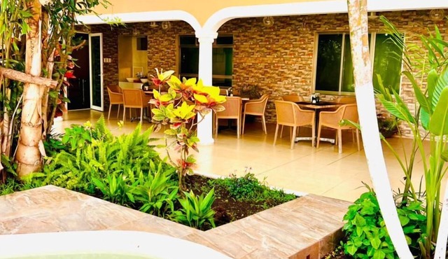 Hotel Los Cedros Uayamon