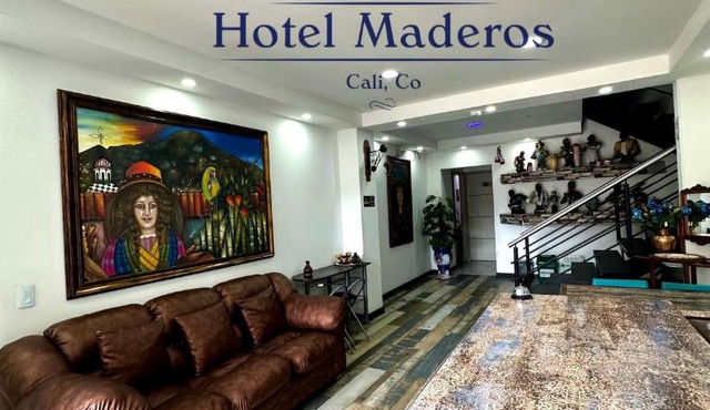 Hotel Los Maderos