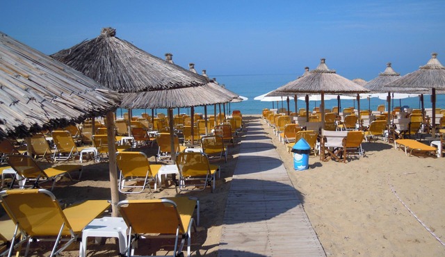 Hotel Loukas Vrachos
