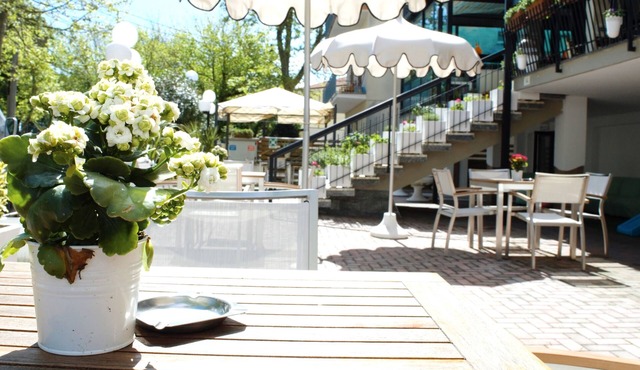 Hotel Lux