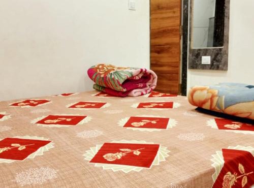 Hotel M S
