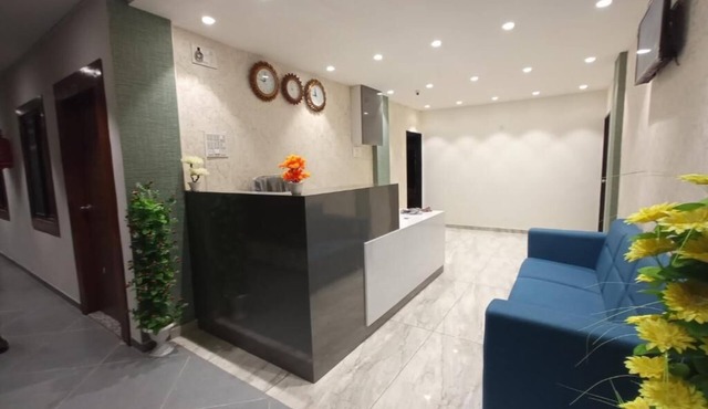 Hotel Mansarovar