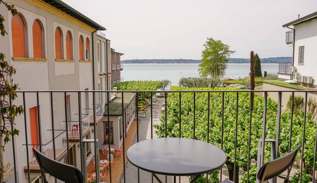 Hotel Mavino