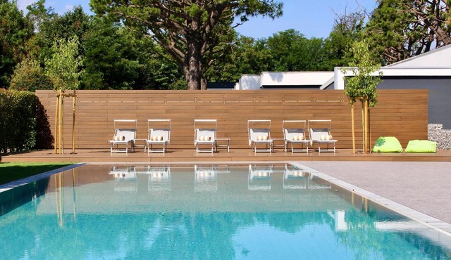 Hotel Mealba Suite & Pool