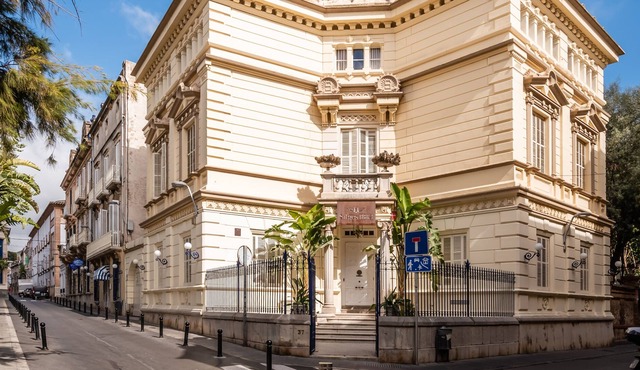 Hotel Medium Sitges 1883