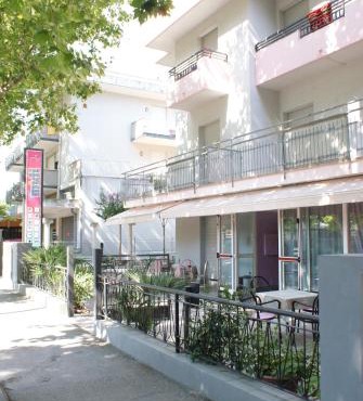 Hotel Midi