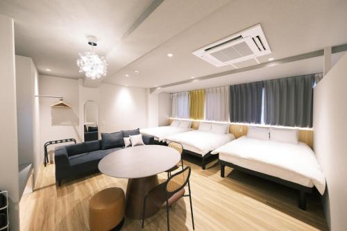 Hotel-Midosuji Base