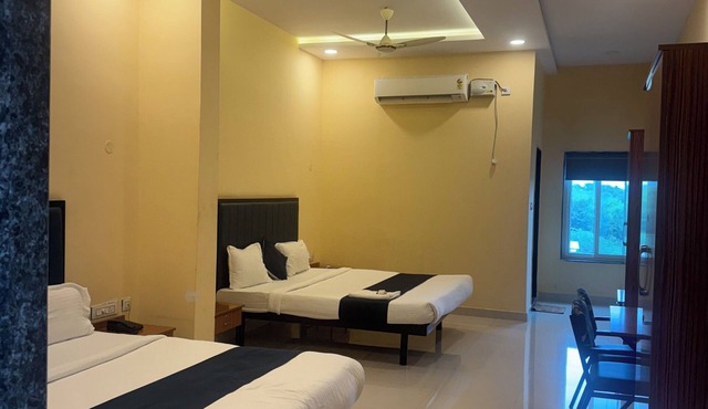 HOTEL MINT PARK