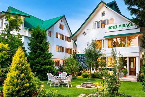 Hotel Mirage