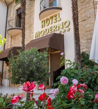 Hotel Moderno