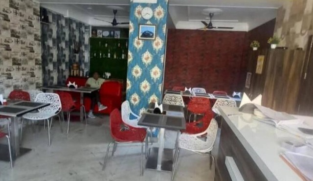 Hotel Monal Standard Room