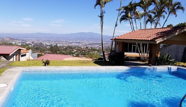 Hotel Monte Campana Escazu