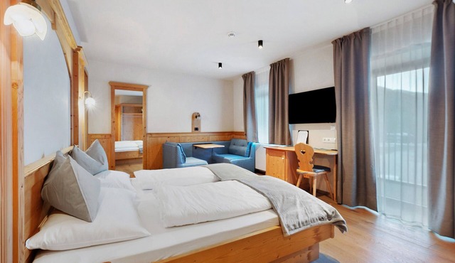Hotel Murrer Double Room 105 with Mountain View, Spa and Wellness Area