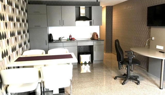 Hotel Mythos "rooms with kitchenette- apartments with kitchen"
