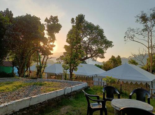 Hotel Nature's Nest #Free Wifi# Luxury rooms with Outstanding nature view# Free Parking