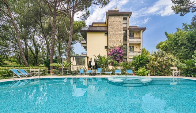 Hotel Nedy