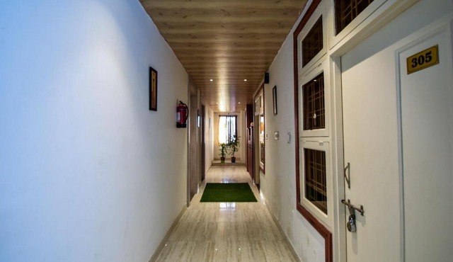 Hotel O Kanchan Residency