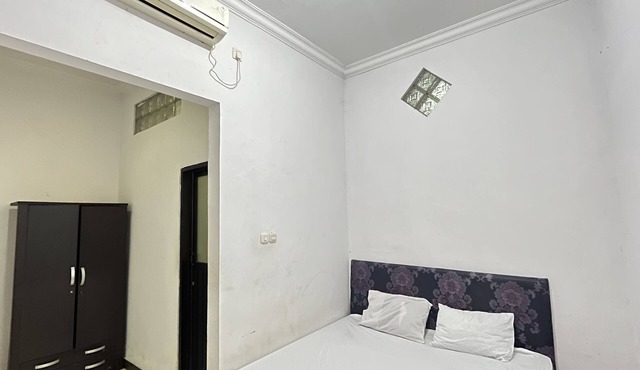 Hotel O Kost Biru