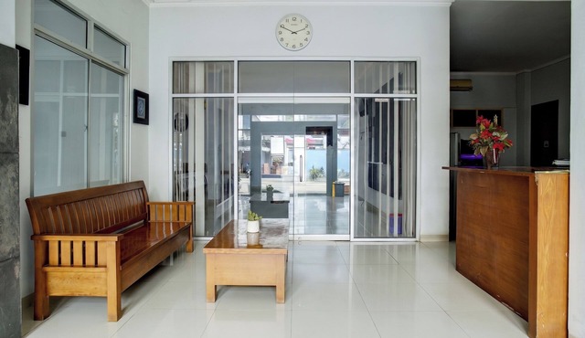Hotel O near Palembang Square Mall formerly Wisma Faeyza Syakira