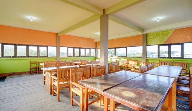 Hotel O Sahabat Syariah Near Plasa Telkom Bawean