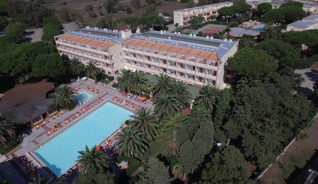 Hotel Oasis