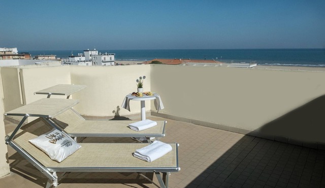 Hotel Oceanic