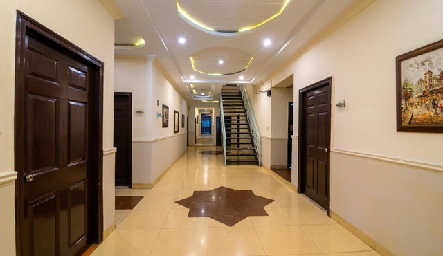 Hotel One Lalazar Multan