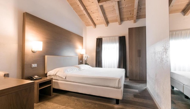 Hotel Operà