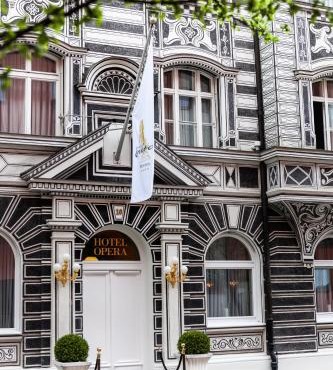 Hotel Opera