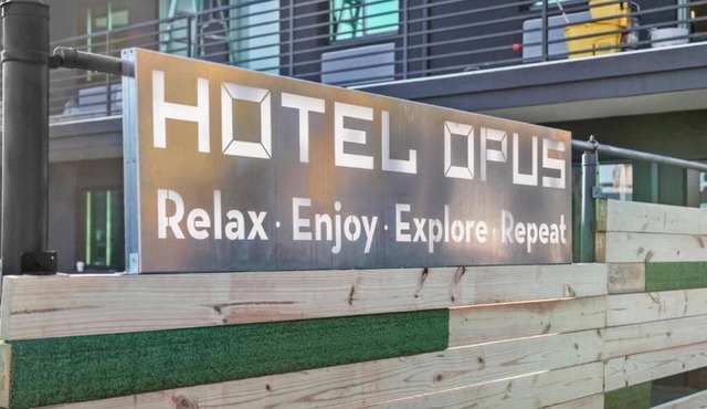 Hotel Opus Bronx