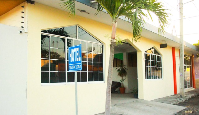 Hotel Pacific