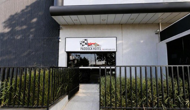 Hotel Paddock