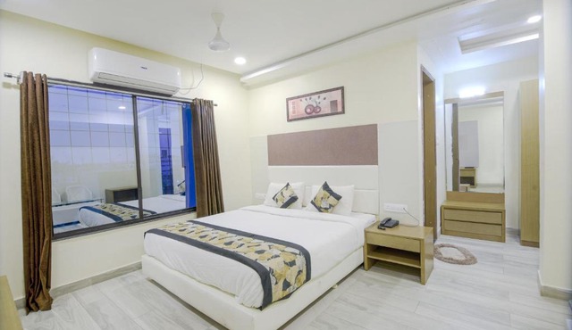 Hotel Pal Residency