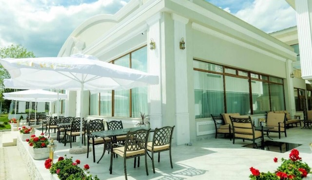 Hotel Palace