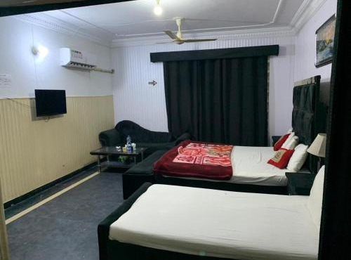 Hotel Paradise Plus